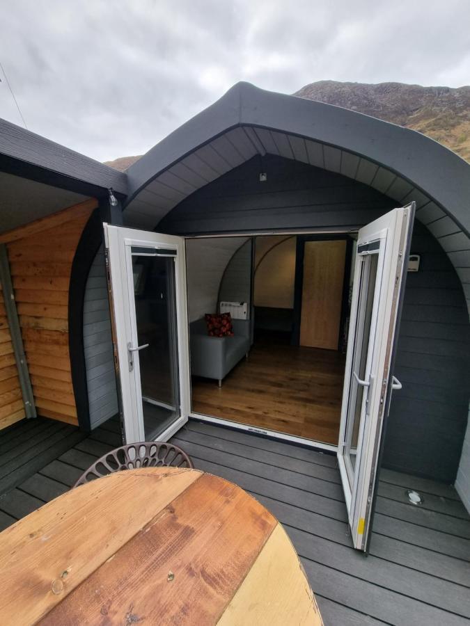 Riverside Pod, West Highland Way Holidays คินลอคคลีเวน ภายนอก รูปภาพ